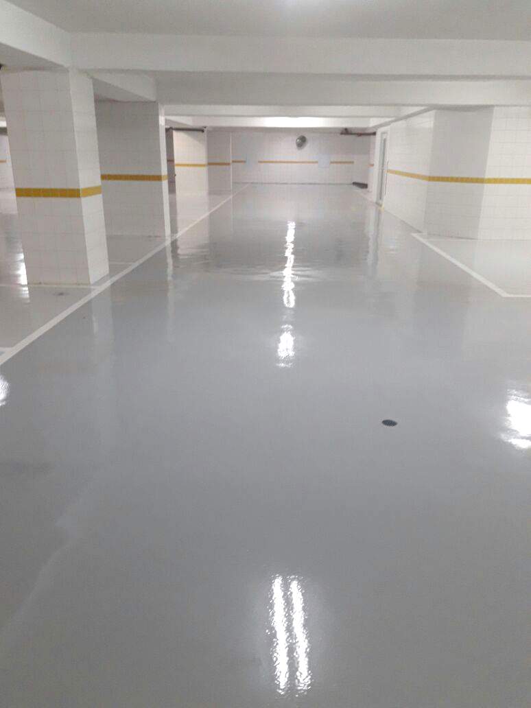 Condomínios e Edifícios Comerciais