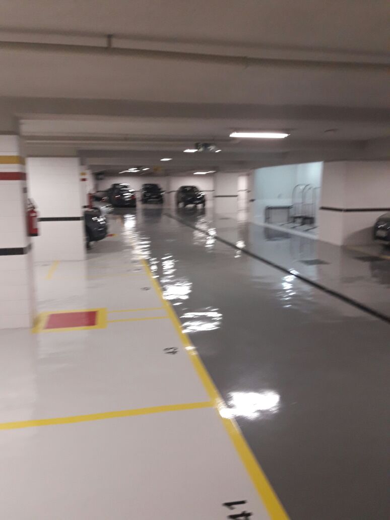 Foto Pintura Epoxi ou Poliuretano Estacionamento 2