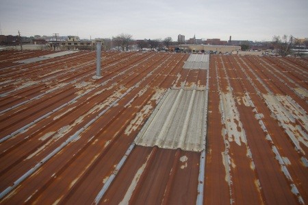 Prolongue a vida de um velho telhado galvanizado